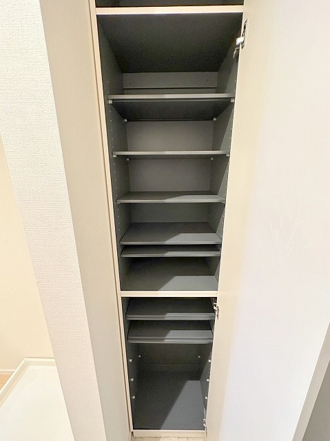 ヘーベルメゾン池尻の玄関|★シューズＢＯＸ★