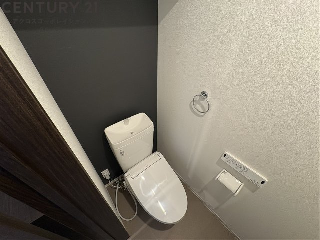 暖房便座付きのトイレです♪