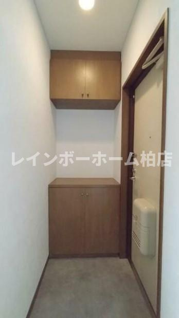 特典：仲介手数料が50％OFFです‼の玄関|シューズボックスがあります