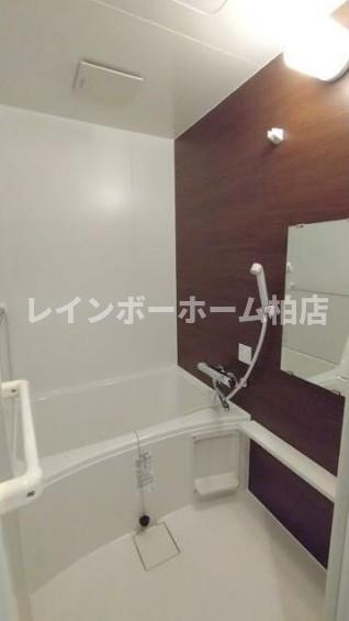 特典：仲介手数料が50％OFFです‼の浴室|落ち着いた空間のお風呂です