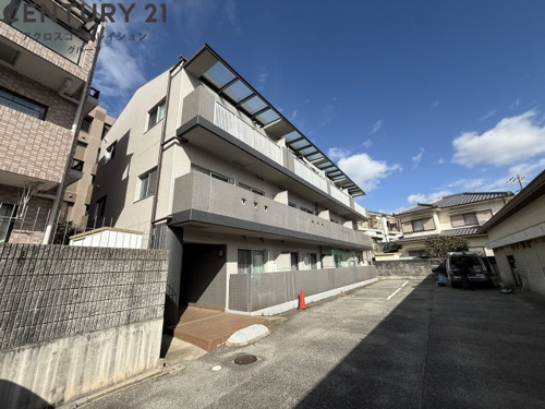 敷地内に駐車場あります