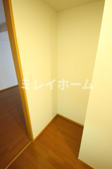 グリーンアベニューの収納