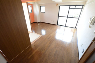 角部屋住戸で過ごしやすく、おすすめです。