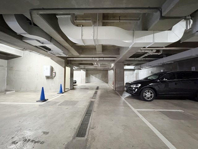 【駐車場】 | スターパレス北品川 | マンションの駐車場スペース。空きの有無や駐車料金、サイズ規定などについては、改めてお問い合わせください。～即日のご見学可能～　お問合せはお気軽にどうぞ。