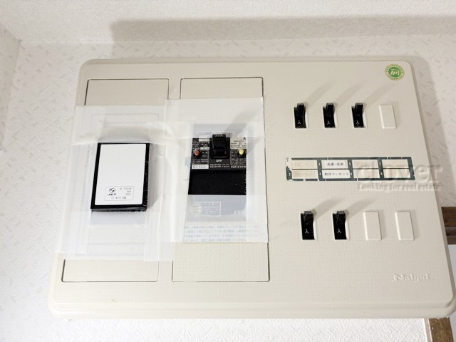 【発電・温水設備】 | スターパレス北品川 | ブレーカー