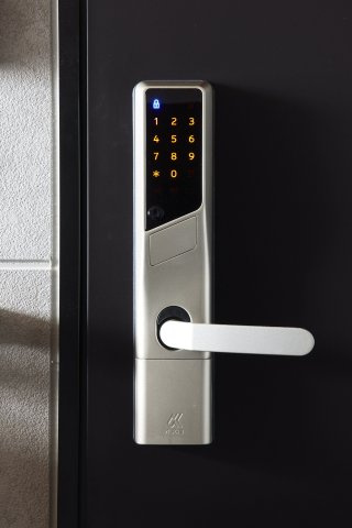 robot home 尼崎センタープール前のセキュリティ