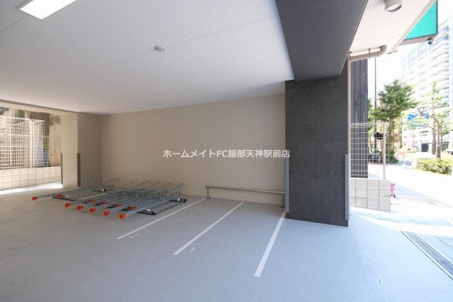 大阪難波Noahの駐車場