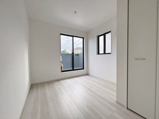 新築戸建・新築建売　郡山市七ツ池町1期　橘小・第三中の洋室|8.6帖の洋室はゆったり広々としておりご夫婦の寝室としておすすめです！