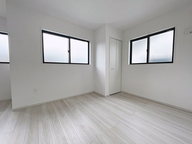 新築戸建・新築建売　郡山市七ツ池町1期　橘小・第三中の洋室|陽当たりが良い洋室はくつろぎのプライベート空間です！