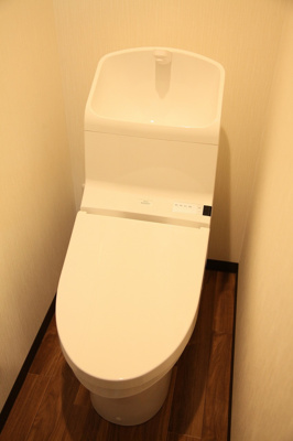 【トイレ】 | CreoPrendre箱崎駅前 | 清潔感のあるトイレです※写真は類似です