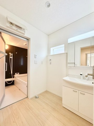 《仲介手数料半額》川越市下広谷第14の独立洗面台