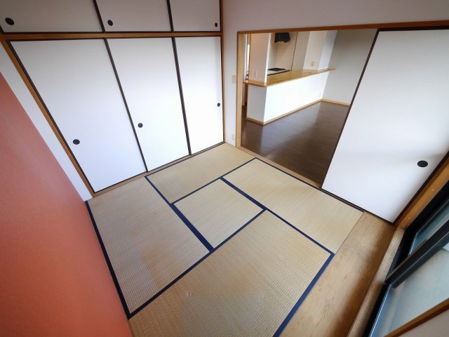 サンコート花山の和室