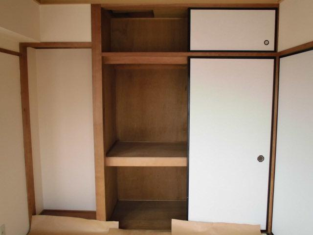 名古屋市昭和区福江１丁目の賃貸マンションの収納