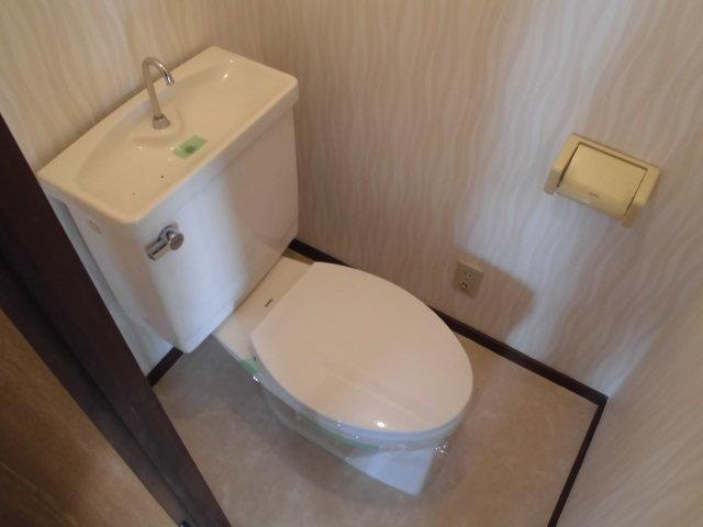 名古屋市昭和区福江１丁目の賃貸マンションのトイレ