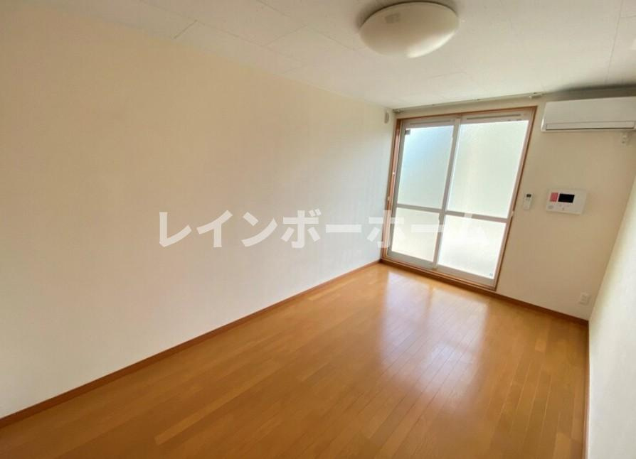 レオパレス桜Ⅱの居間・リビング