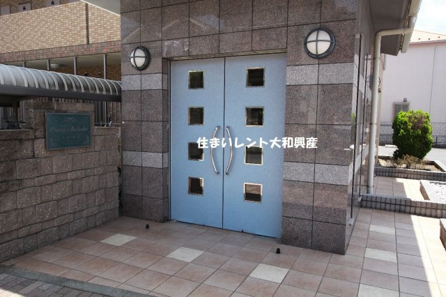 カーサ・アネーロのエントランス