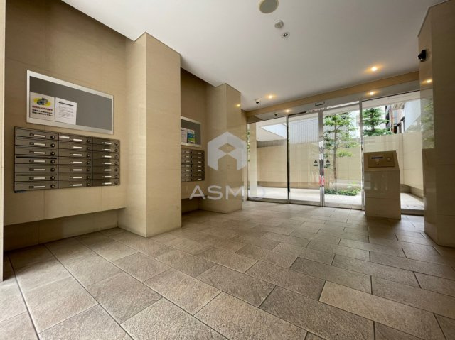 【エントランス】 | ドゥーエ谷町