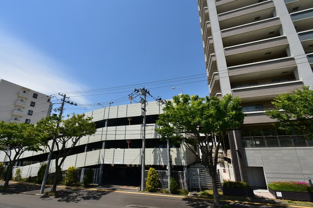 グローリオタワー多賀城駅前の駐車場|自走式駐車場