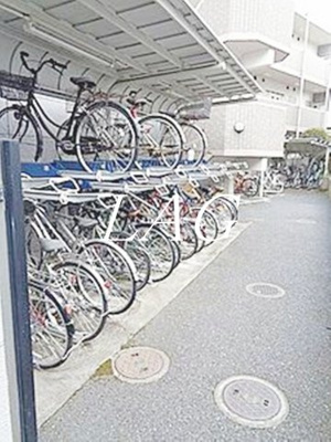 【その他共用部分】 | 甲良町ハウス | 駐輪場です。