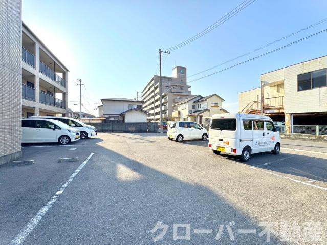 フィネス大井の駐車場|駐車場
