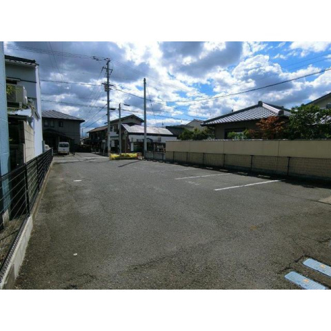 フォブールヒロＢの駐車場|駐車場