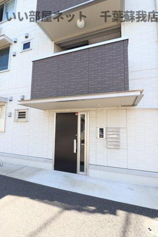 フォルモントのエントランス|安心オートロック付き♪
