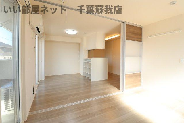 フォルモントの居間・リビング|ゆったりとした居間です