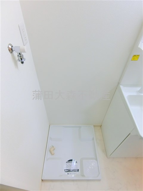 メゾンドローリエの設備|室内洗濯機置き場