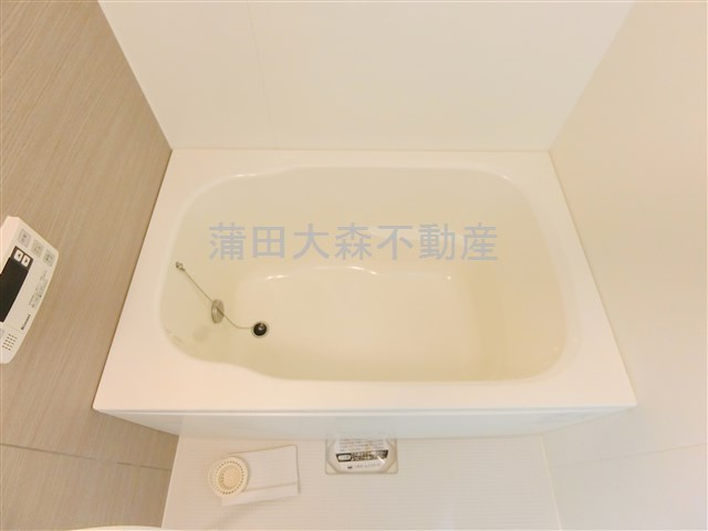 メゾンドローリエの浴室