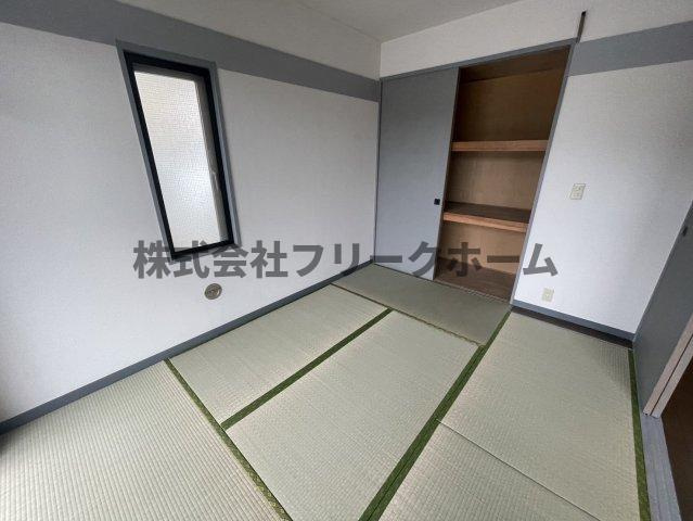武蔵野市境２丁目の賃貸マンションの和室