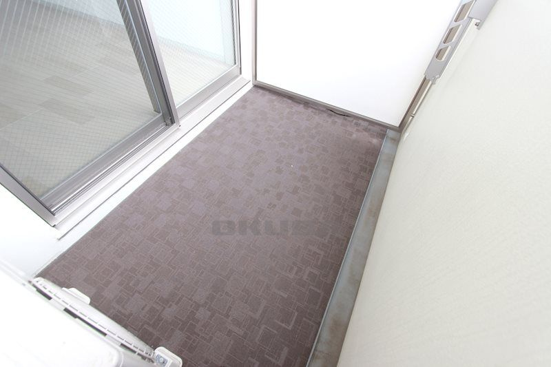 熊本市中央区魚屋町３丁目の賃貸マンションのバルコニー