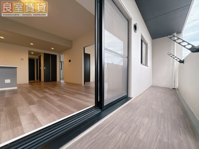 【バルコニー】 | LiveFlat吹上