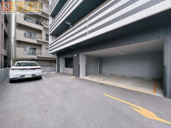 【駐車場】 | LiveFlat吹上
