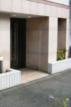 プレール・ドゥーク東京ＥＡＳＴのエントランス