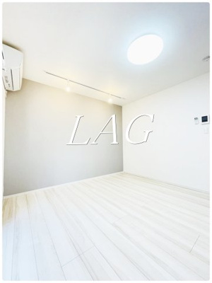 【居間・リビング】 | グレイス四ツ木 | 洋室のお部屋です。