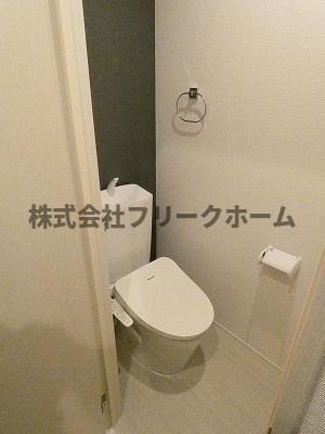 小金井市東町３丁目のアパートのトイレ