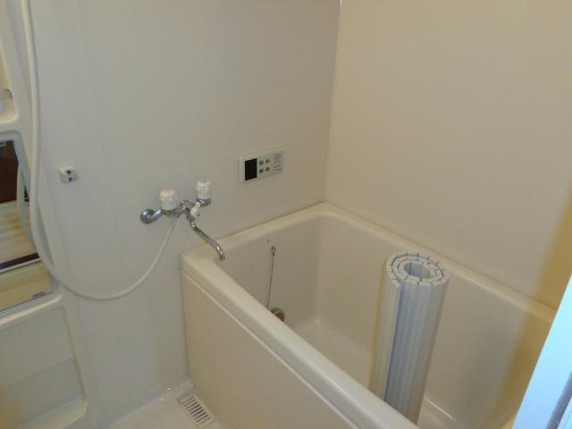 ファミール三条　Ⅰの浴室|バス