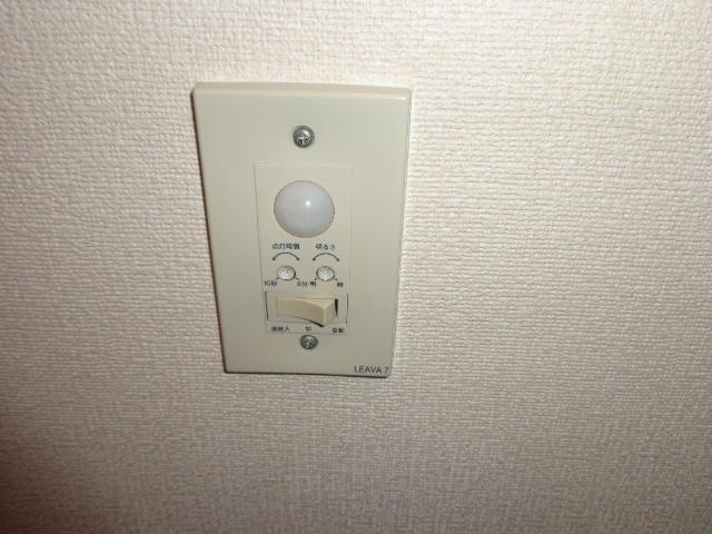 ファミール三条　Ⅰのセキュリティ|人感センサー