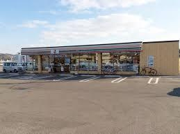 ロココの周辺|セブンイレブン高松春日町店まで644ｍ