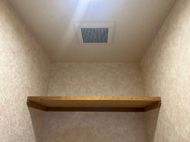 大石ビルの設備|トイレ棚