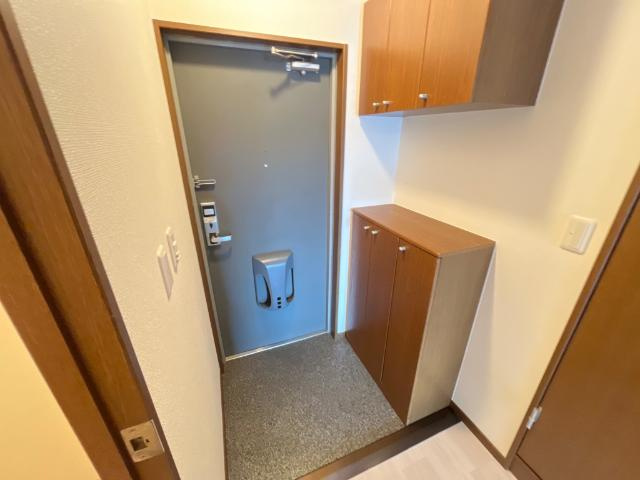 コンフィード水田の玄関|玄関