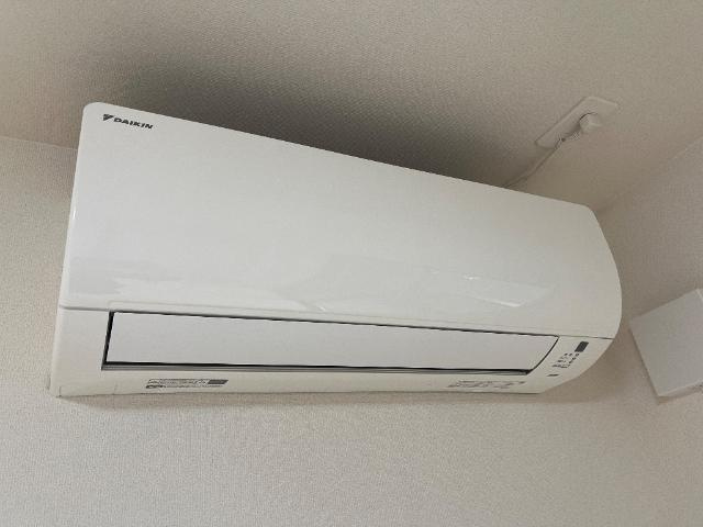 キャトルセゾン　Ⅱの設備|エアコン