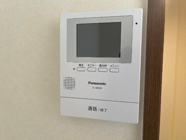 ルーエ　木太Ⅰの内装|カメラ付インターホン