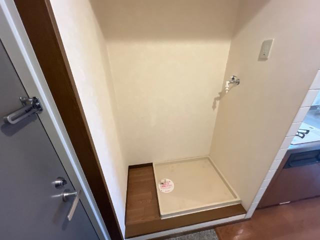 大石ビルの設備|洗濯機置場