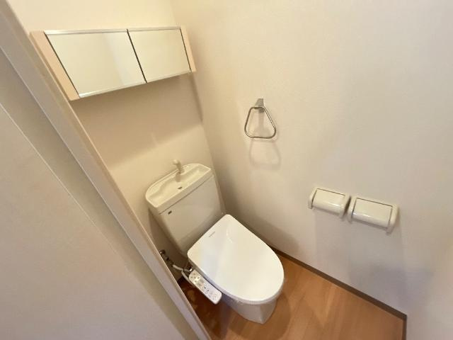 ルミエールのトイレ|シャワー付トイレ