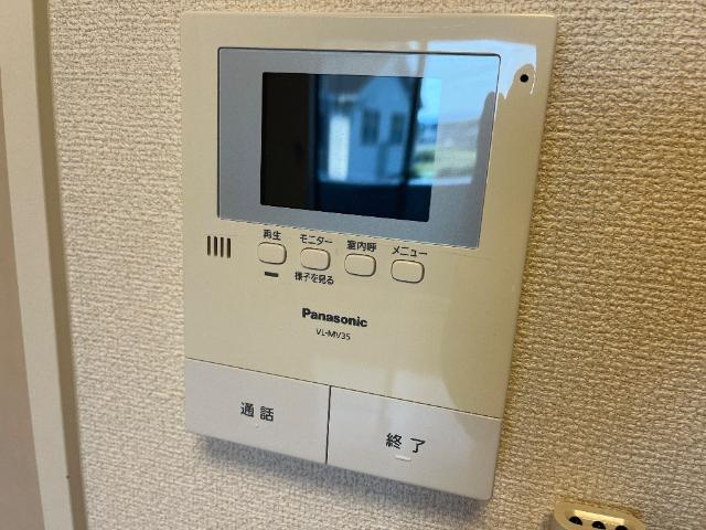 ベース新田南の内装|カメラ付インターホン