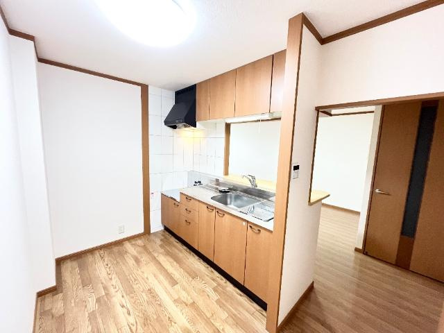 ロイヤルコーポ中川のキッチン|キッチン