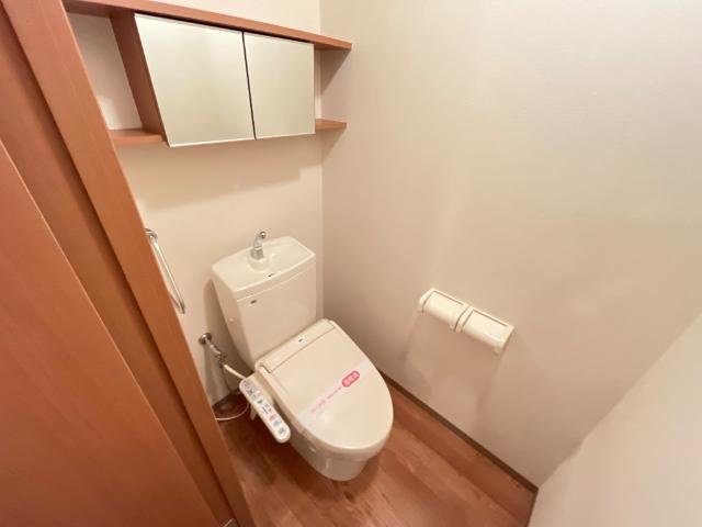サンシャイン　フジのトイレ|シャワー付トイレ