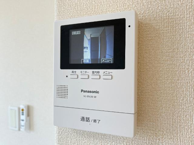 サクラーレの内装|カメラ付インターホン