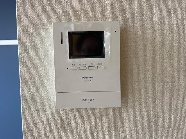 ピアリーの内装|カメラ付インターホン